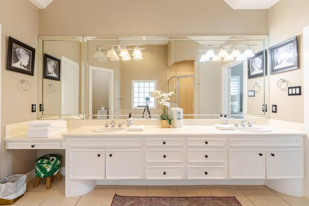 Wanderlust Villa Near Galleria Mall Houston Eksteriør bilde